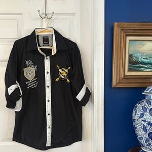 NWOT Absolute Rebellion Montreuil Black Embroidered Button Up Shirt Size Large